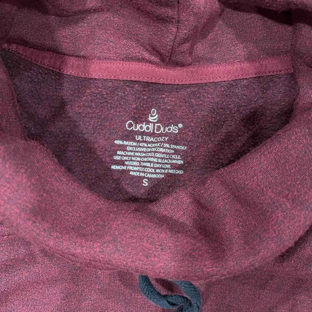 Cuddl Duds Burgundy Long Sleeve Pullover - Picture 2 of 3